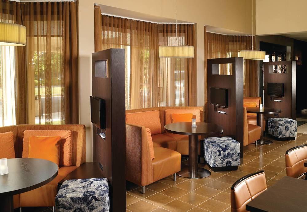 Courtyard By Marriott Atlanta Executive Park/Emory Hotel Екстериор снимка