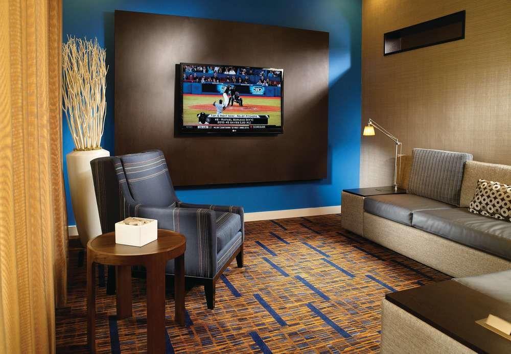 Courtyard By Marriott Atlanta Executive Park/Emory Hotel Екстериор снимка
