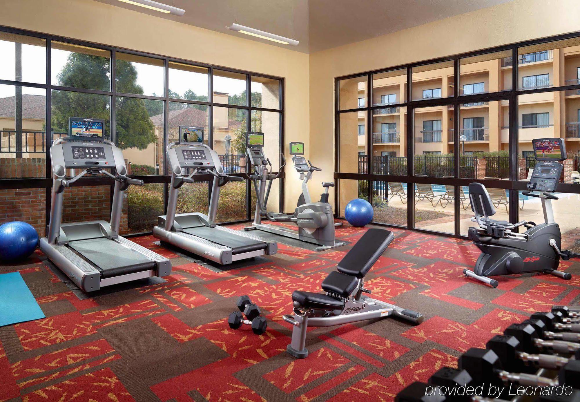 Courtyard By Marriott Atlanta Executive Park/Emory Hotel Екстериор снимка